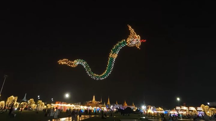 ตัวอย่างการแสดงโดรน มากกว่า 1,000 ลำ